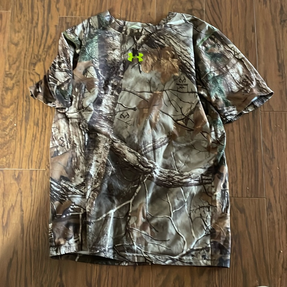 Boys under armour shirt